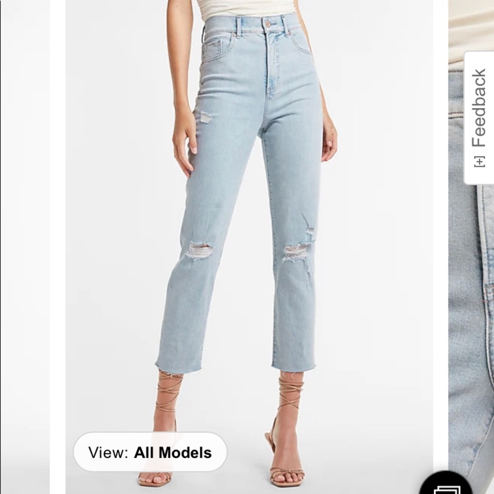 EXPRESS Super High Waisted Ripped Raw Hem Mom Jeans, Size 6